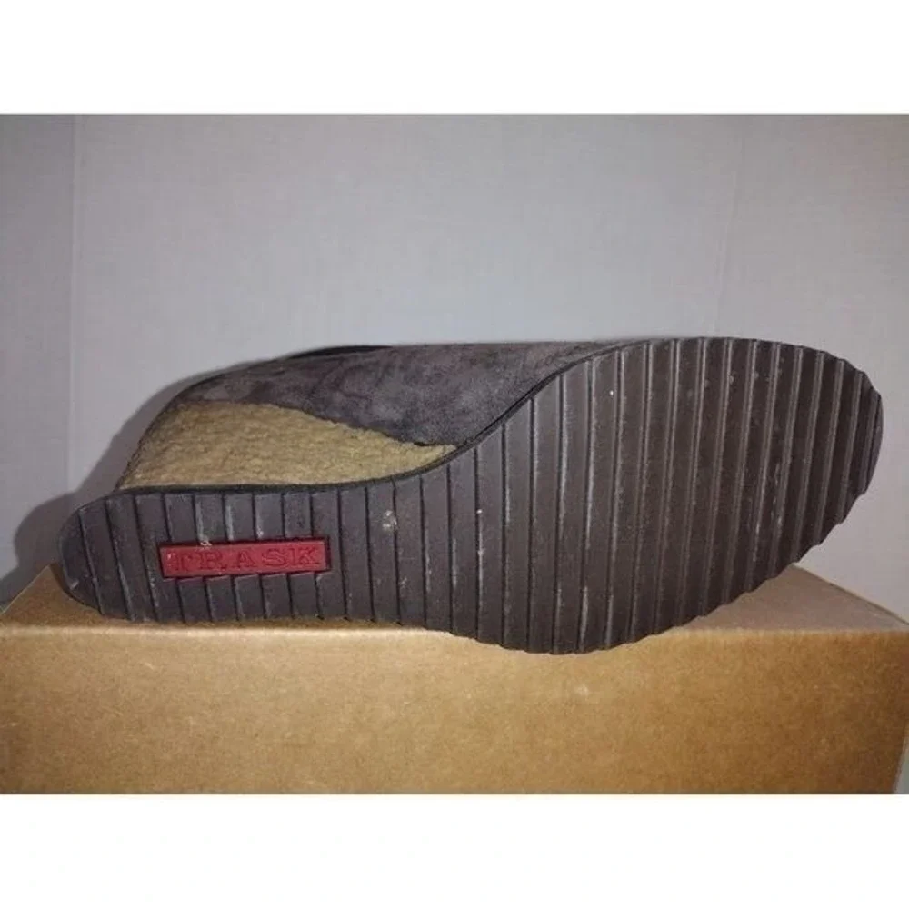 Trask wedge ankle